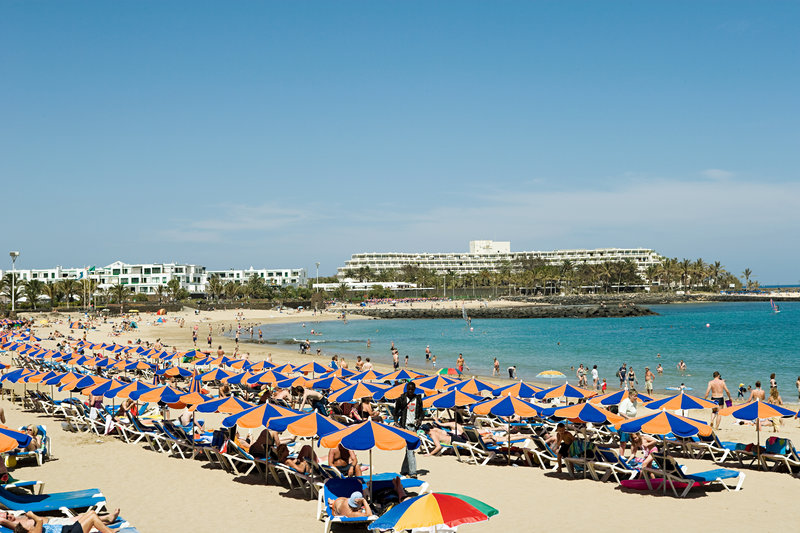 Cheap flights to Lanzarote Lowest price at flightmate.ie